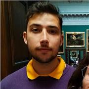 Alumno avanzado de filología francesa con conocimientos de lengua y literatura.